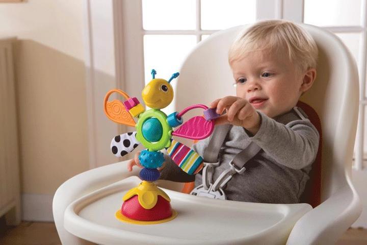 Immagine prodotto Tomy Lamaze Freddie la lucciola giocattolo per seggiolone