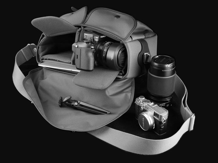 Actual product image Billingham Hadley One (Camera shoulder bag, 11.55 l)