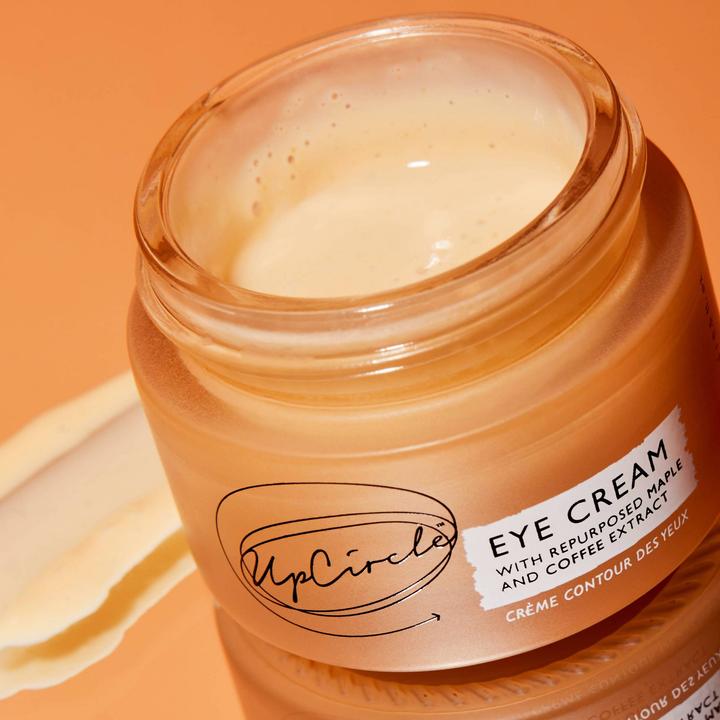 Produktbild UpCircle Augencreme mit Ahorn und Kaffee (Crème, 15 ml, Tag + Nacht)