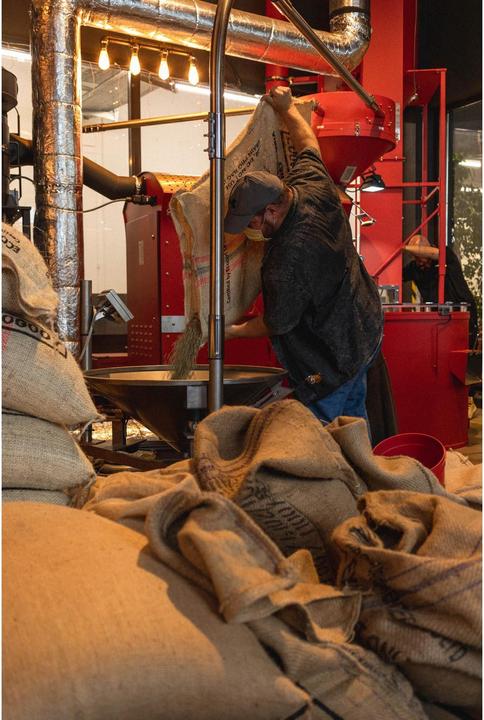 Image du produit Onesto Grains de café (500 g, Torréfaction foncée)