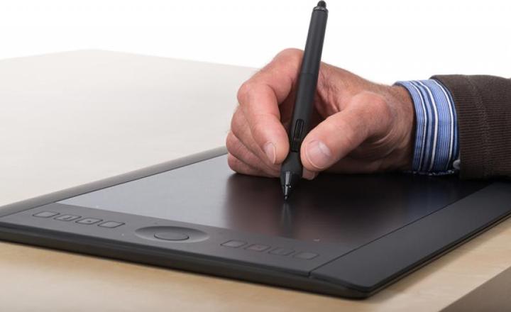 Produktbild Wacom Intuos Pro M (10", 5080 lpi)