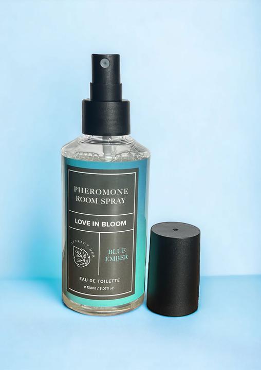 Actual product image Eye of Love Pheromone Room Spray Attract Her 150ml Blue Ember (Eau de toilette, 150 ml)