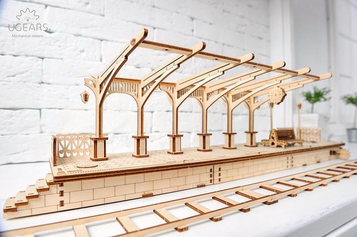 Produktbild Ugears Bahnsteig 196 Teile