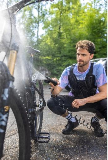Produktbild Kärcher Mobile Outdoor Cleaner OC 4 + Bike Kit