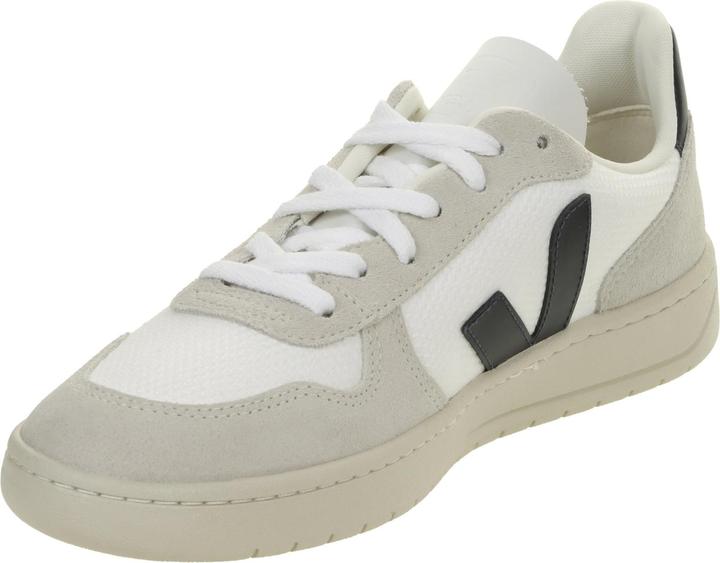 Actual product image Veja V-10 (43)
