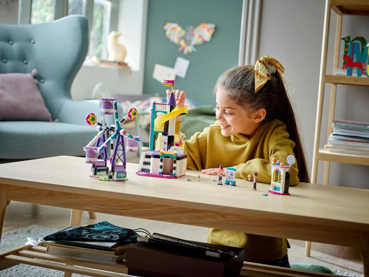 Produktbild LEGO Magisches Riesenrad mit Rutsche (41689, LEGO Friends)