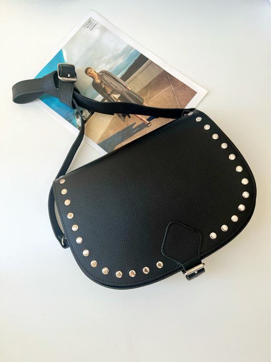 Only-Bags.Store Schwarzes Leder Crossbody Bag, Leder Geldbörse, Nieten Tasche, Umhängetasche, Geschenk für Sie, aus