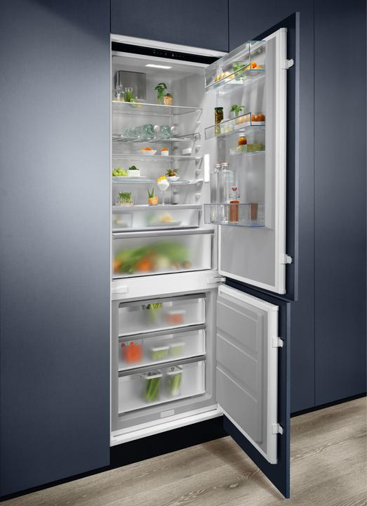 Immagine prodotto Electrolux IK3800BNR (376 l)