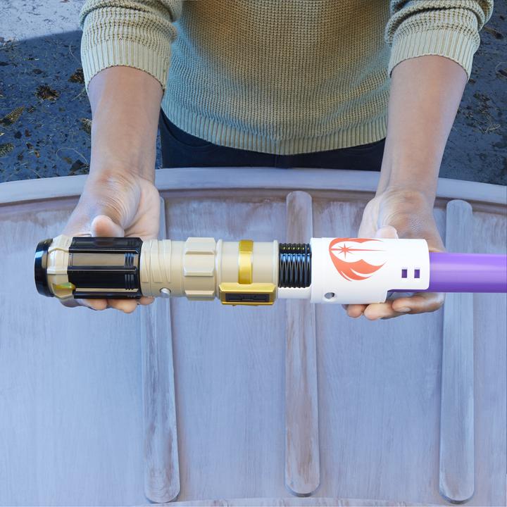 Produktbild Hasbro Lightsaber Forge Yoda Lichtschwert