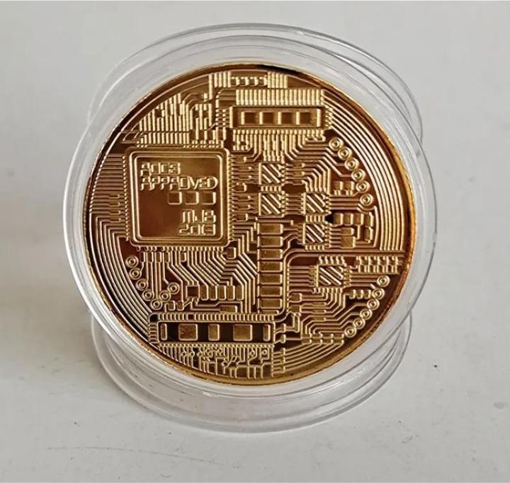 Actual product image Crypto Stuff Gold-plated Bitcoin coin with protective cover and engraved Bitcoin logo