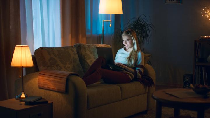 Actual product image Xiaomi Mi Smart LED Lamp (E27, 8 W, 810 lm, 1 x, F)