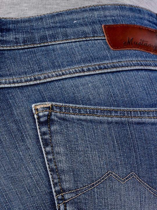 Immagine prodotto Mustang Jasmin Slim Jeans con lavaggio super bleach (W31/L32)