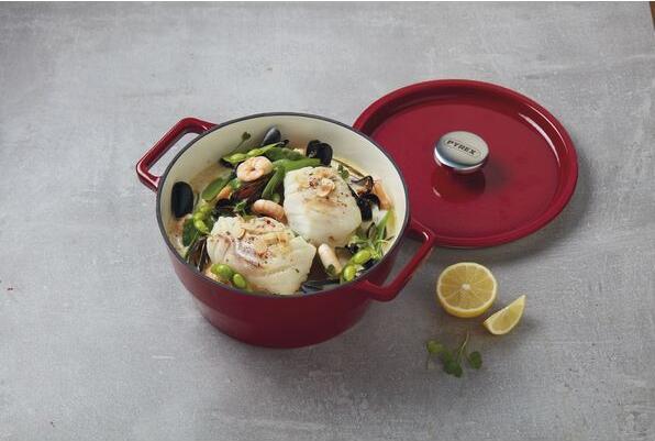 Produktbild Pyrex Slow Cook Bratentopf rund, mit Deckel, ø: 240 mm, rot (24 cm, Bräter + Schmortopf, Gusseisen)