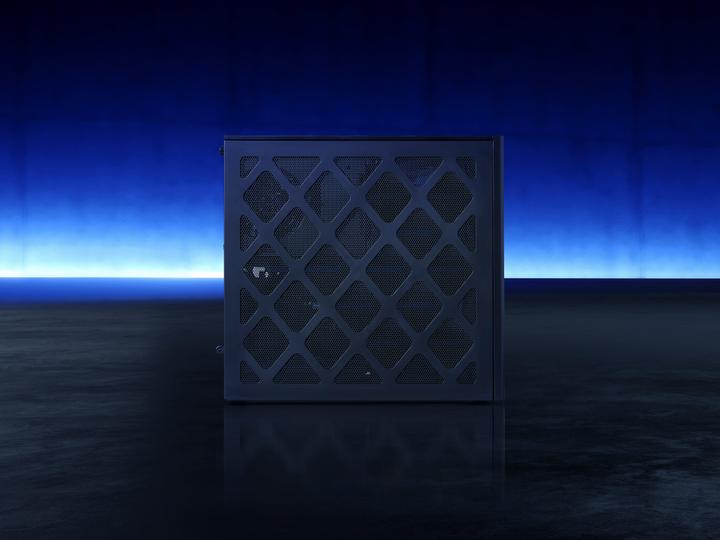 Actual product image ASUS NUC13RNGI90000 Extreme kit i9-13900K NO Cord (Intel Core i9-13900K)