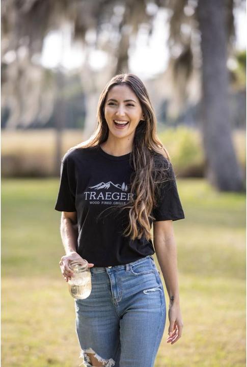 Actual product image Traeger Branded logo (L)