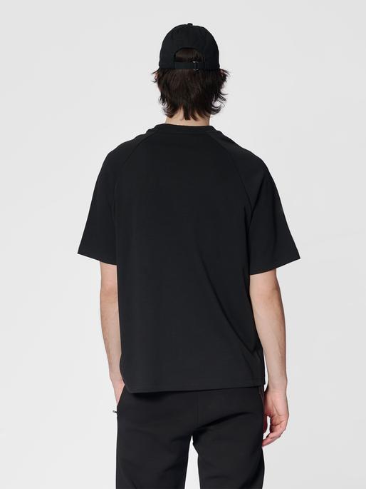 Image du produit hummel hmlTECH LOOSE TEE (XS)