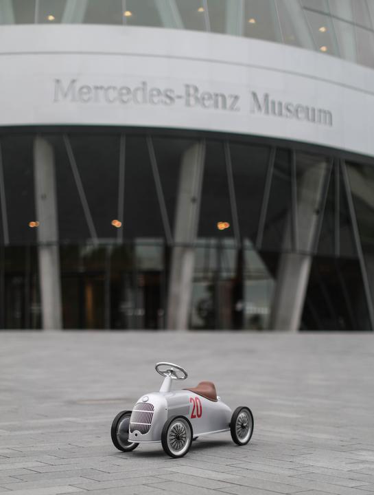 Produktbild Baghera Rider Mercedes-Benz W25 Silber Pfeil