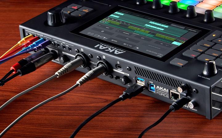 Produktbild Akai Professional Force (Controller)