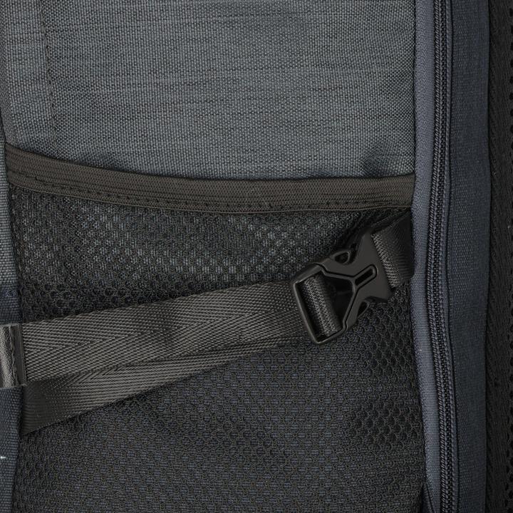 Produktbild Camel Active Rucksack aus strapazierfähigen Nylon (17 l)