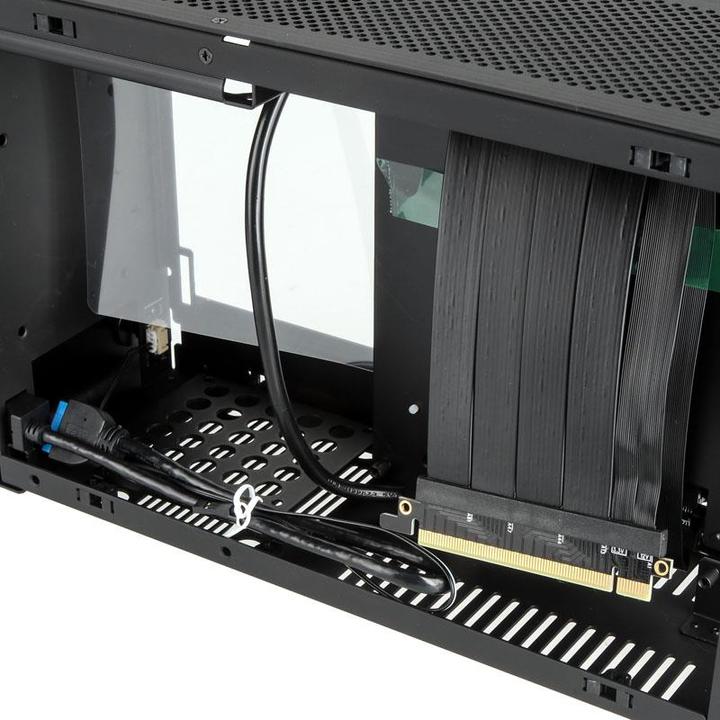 Actual product image Dan Cases A4-SFX v3 (Mini-ITX)