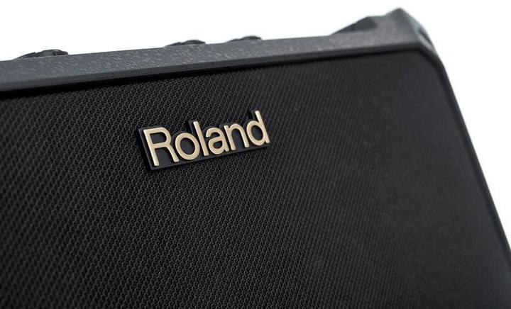 Actual product image Roland Mobile AC (Guitar, 5 W)