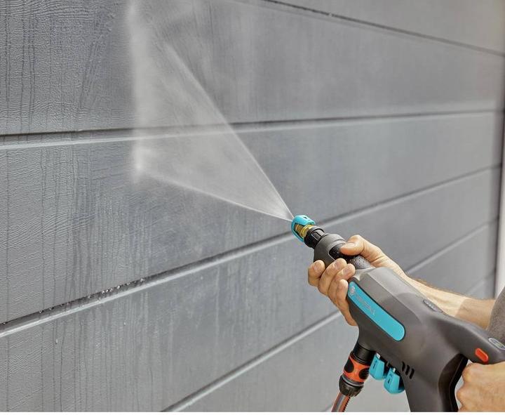 Actual product image Gardena AquaClean (Rechargeable battery operated)