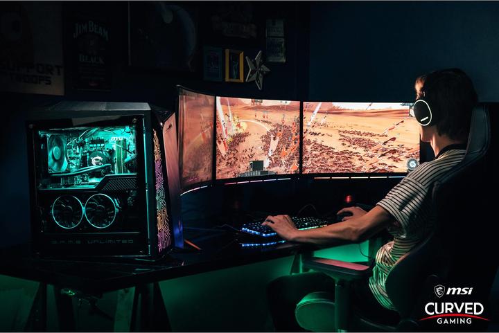 Produktbild MSI Infinite X 8RE-211 (Intel Core i7-8700K, 16 GB, 256 GB, GeForce GTX 1080)