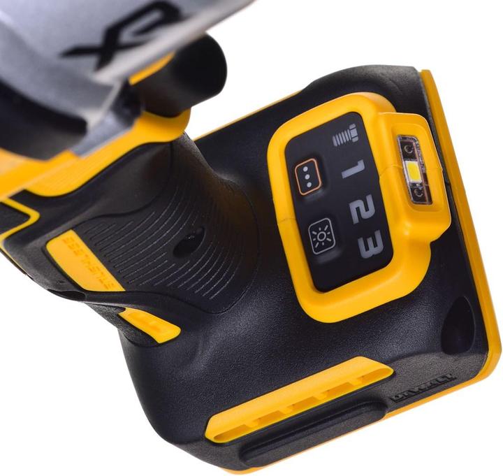 Actual product image DeWalt Cordless impact wrench (Rechargeable battery operated)