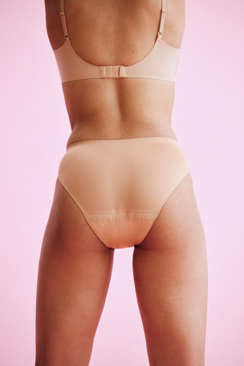 Produktbild The Female Company Slip Seamless Ultra Strong (42)