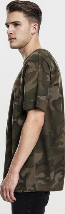 Actual product image Urban Classics Camo Oversized Tee (S)
