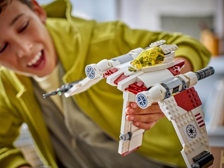 Productafbeelding LEGO V-19 Torrent starfighter (75432, LEGO Star Wars)