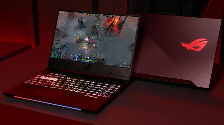 Actual product image ASUS ROG Strix Scar II GL504GM-ES155T (15.60", Intel Core i7-8750H, 16 GB, 256 GB, CH)