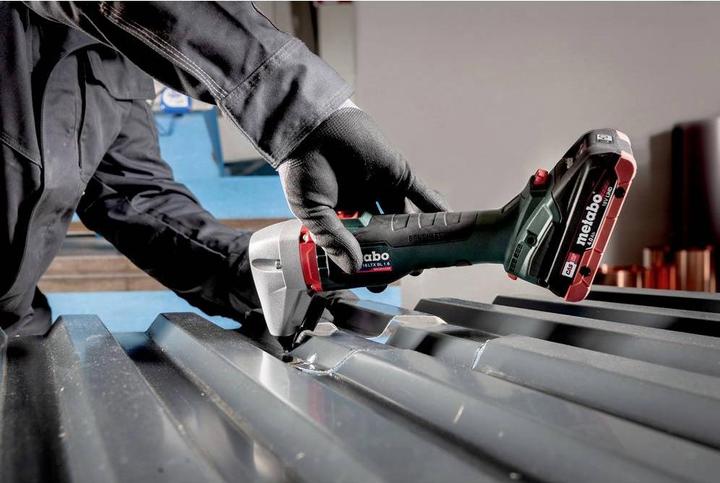 Produktbild Metabo Nibbler