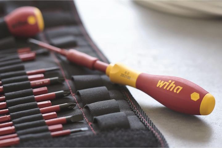 Actual product image Wiha Screwdriver and bit set slimVario slotted Pozidriv PlusMinus/Pozidriv in pouch (Slotted screws, Pozidriv cross recess (PZ))