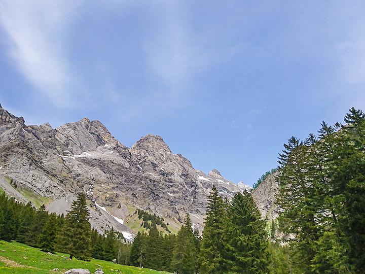Produktbild Smartbox Gleitschirmfliegen: 1 magischer 12-minütiger Flug für 2 Personen in den Waadtländer Alpen (2 Pers.)