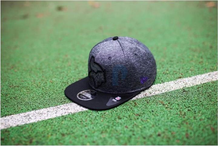 Actual product image New Era NFL - Minnesota Vikings - Grey Collection 9Fifty Snapoback Cap Grey SM (54, 55, 56, 57)