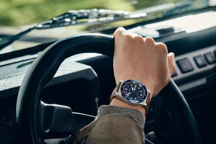 Actual product image Victorinox Swiss Army (42 mm)