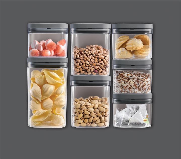 Actual product image Curver Food Storage Container Dry Cube 0.8l (0.80 l)