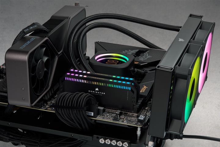Produktbild Corsair Dominator Platinum RGB (2 x 32GB, 6400 MHz, DDR5-RAM, DIMM)