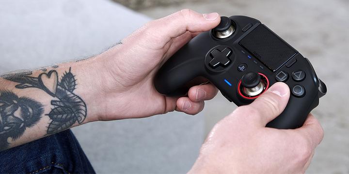 Immagine prodotto Nacon Gaming Revolution Unlimited Pro Controller - Nero (PS4)