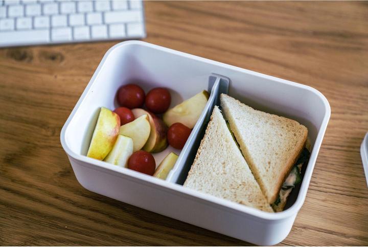 Actual product image Zwilling Vacuum lunch box, M, plastic, 18.5x11.5x7.6 cm - 0.8L (0.80 l)