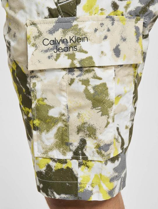 Actual product image Calvin Klein Jeans Cargo shorts (S)