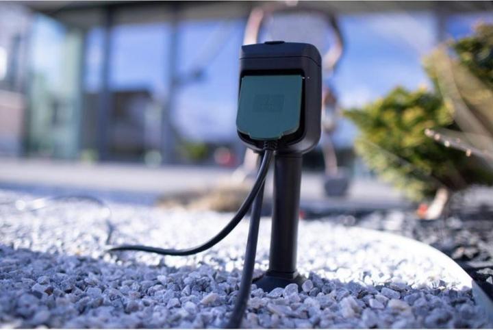 Produktbild Brennenstuhl Connect WIFI Gartensteckdose mit Erdspiess und Montageplatte IP44 2-fach 10m H07RN-F3G1,5 (2 x, CEE 7/3, 10 m)