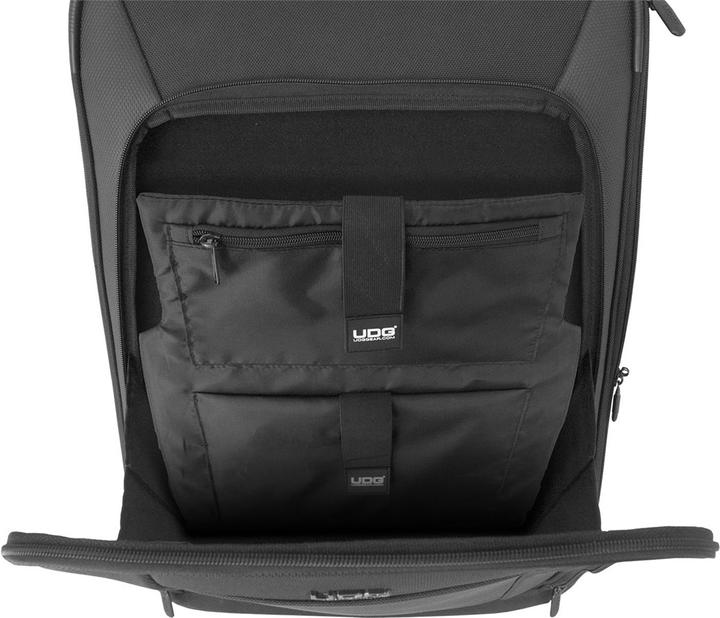 Produktbild UDG U8015BL WHEELED MIDI CONTROLLER CASE 22" BLACK