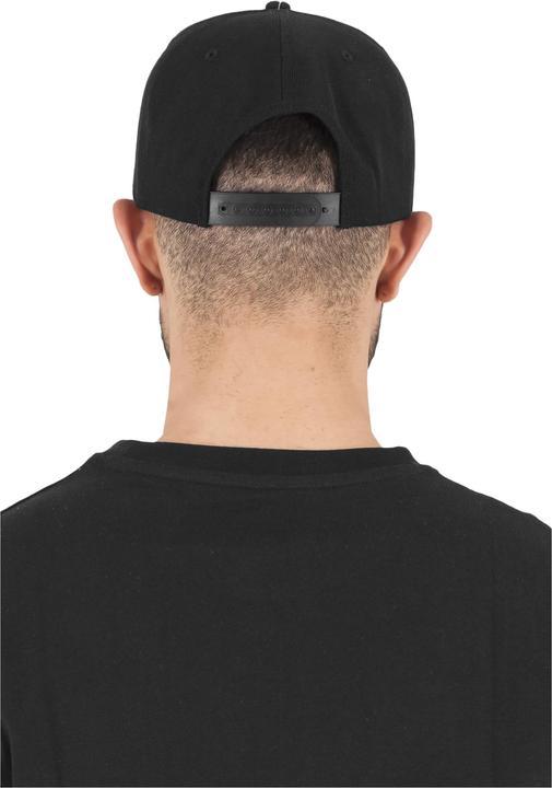 Actual product image Flexfit Roses Snapback (One size)