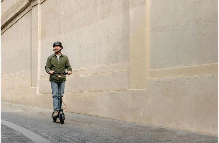 Produktbild Segway-Ninebot F2E Plus E (20 km/h, 55 km, 400 W)