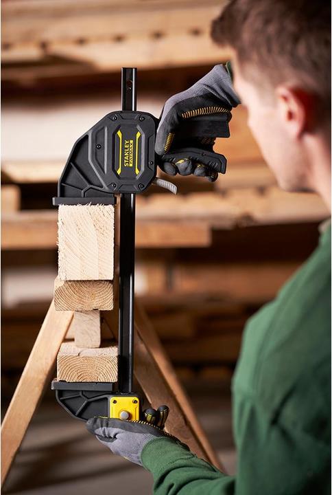 Actual product image Stanley Onehanded clamp FatMax XL. 1250mm. 270kg (1250 mm)