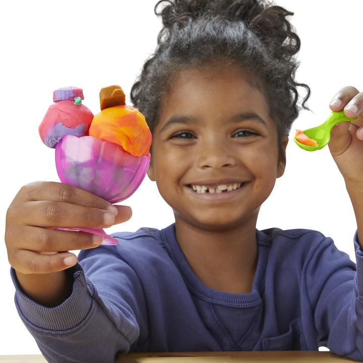 Actual product image Play-Doh Colourful Rainbow Ice Cream Maker