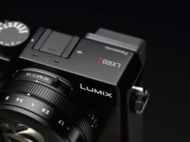 Immagine prodotto Panasonic Lumix DC LX100 II (24 - 75 mm, 17 Mpx, Micro Four Thirds)