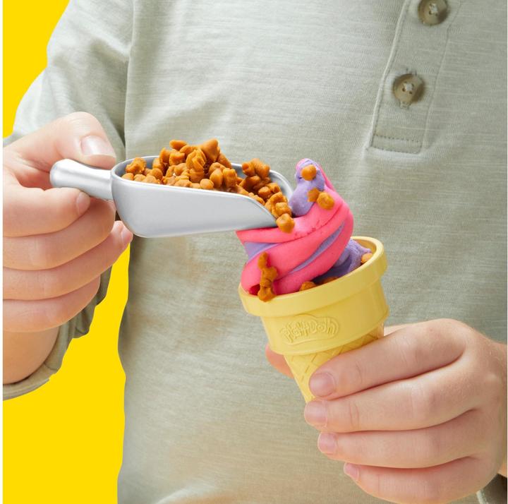 Actual product image Play-Doh Colourful Rainbow Ice Cream Maker